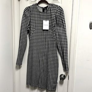 Who what wear: small long sleeve knit dress